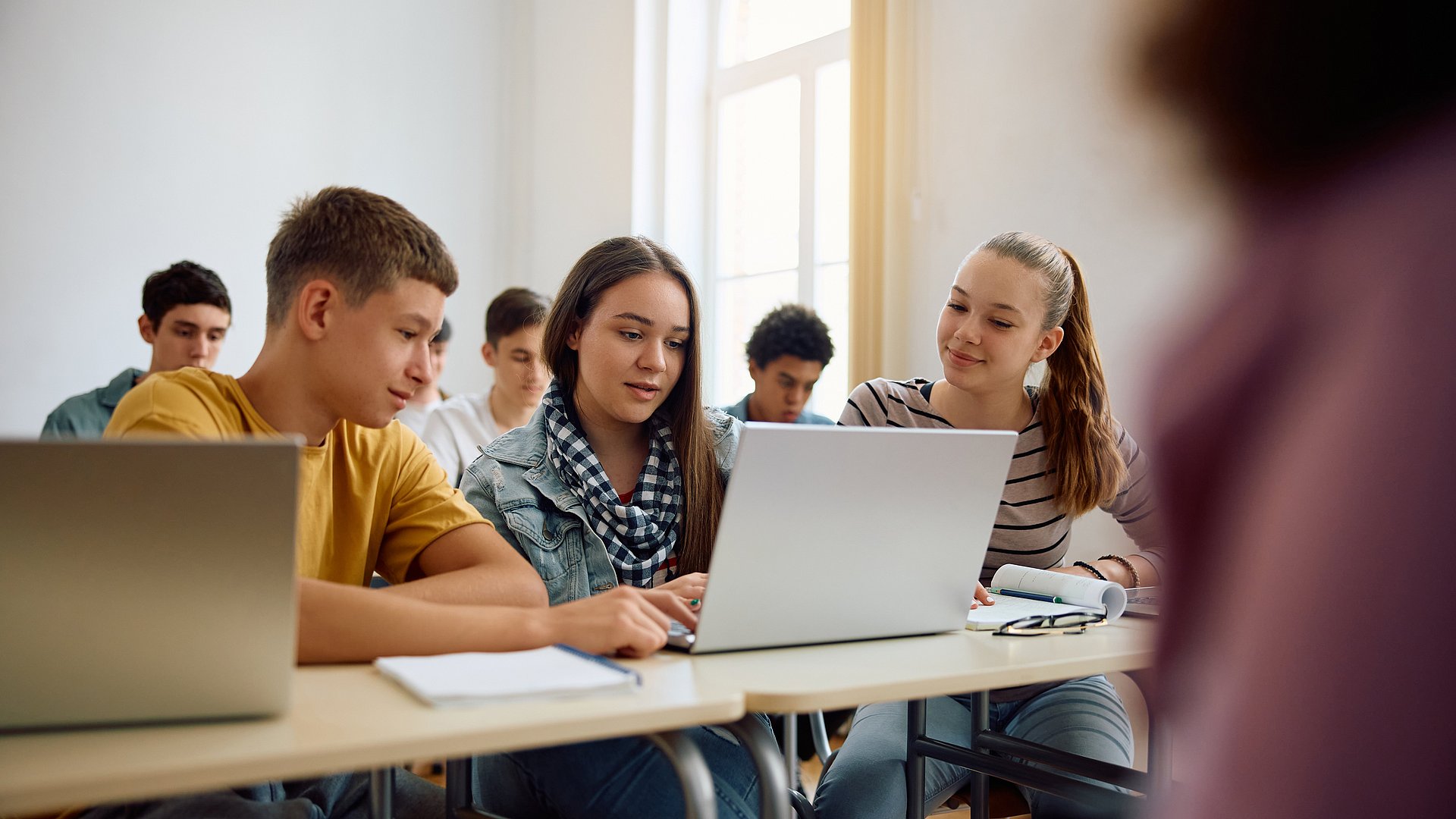 Teens with a laptop