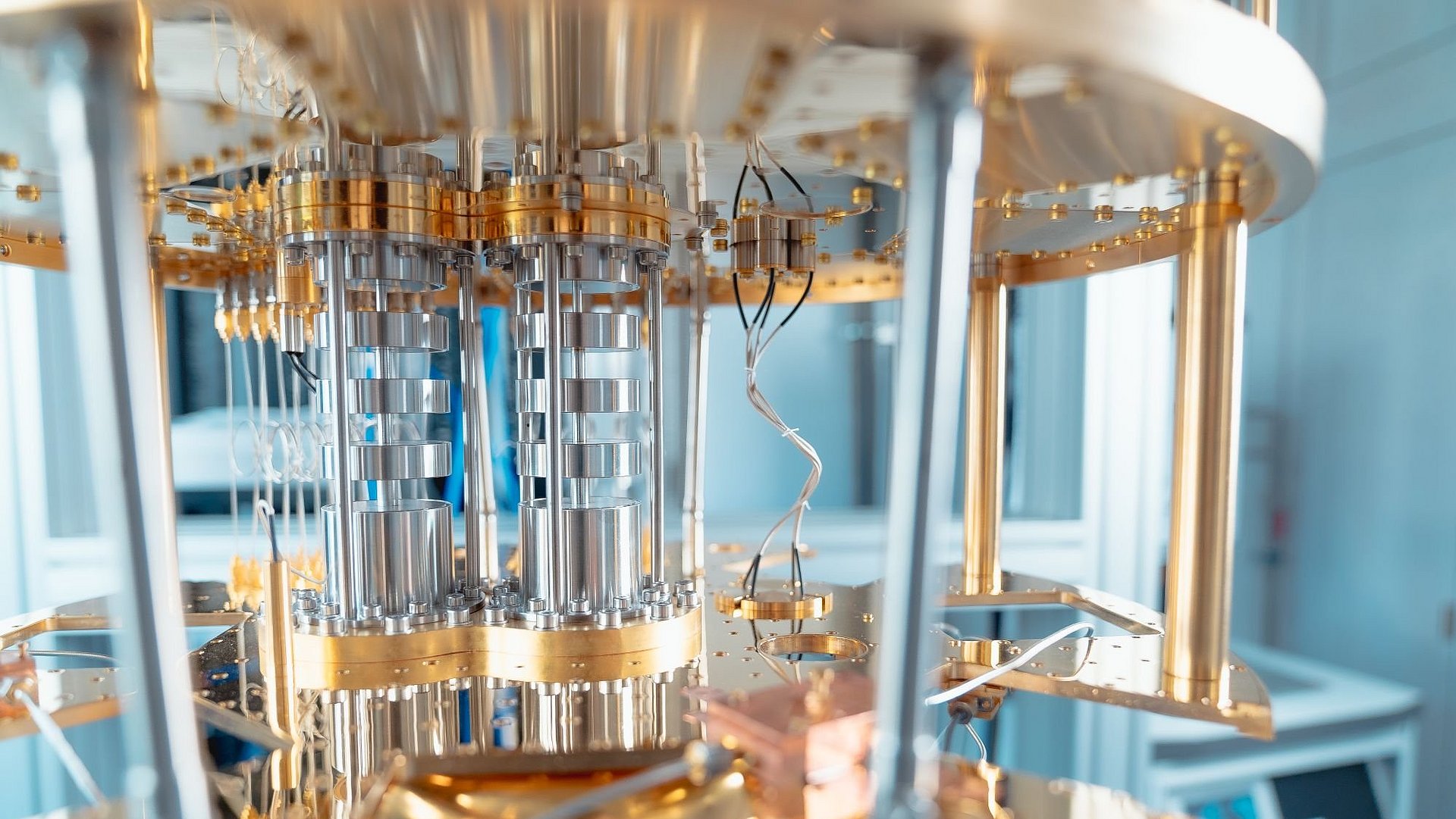 Image shows the cryostat of a quantum computer.
